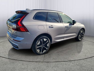 2026 Volvo XC60 Plus