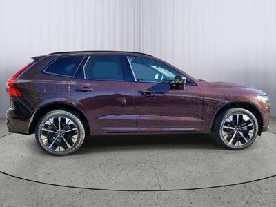 2026 Volvo XC60 Plus