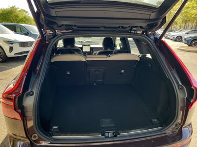2026 Volvo XC60 Plus