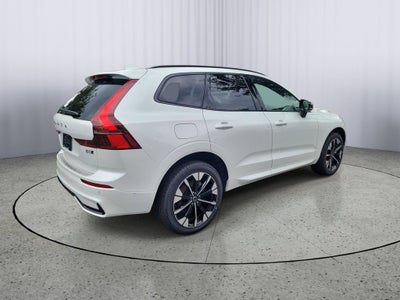 2026 Volvo XC60 Plus