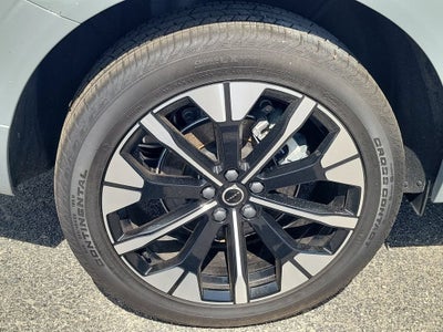 2026 Volvo XC60 Plus