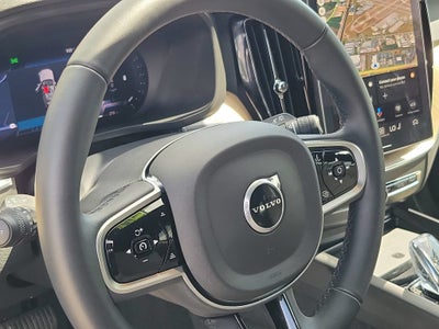 2026 Volvo XC60 Plus