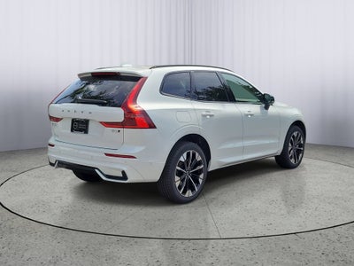 2026 Volvo XC60 Plus
