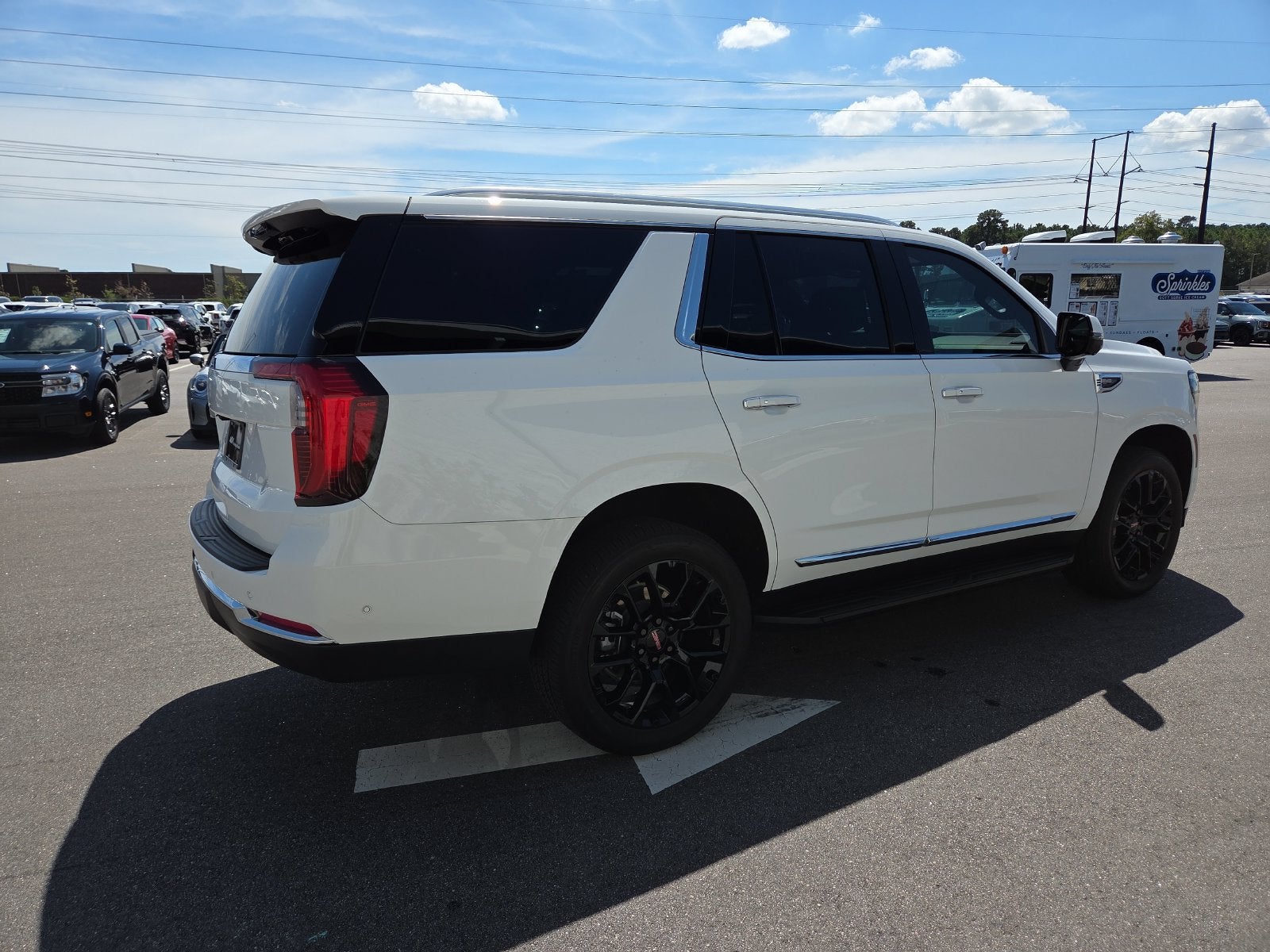 2025 GMC Yukon Elevation