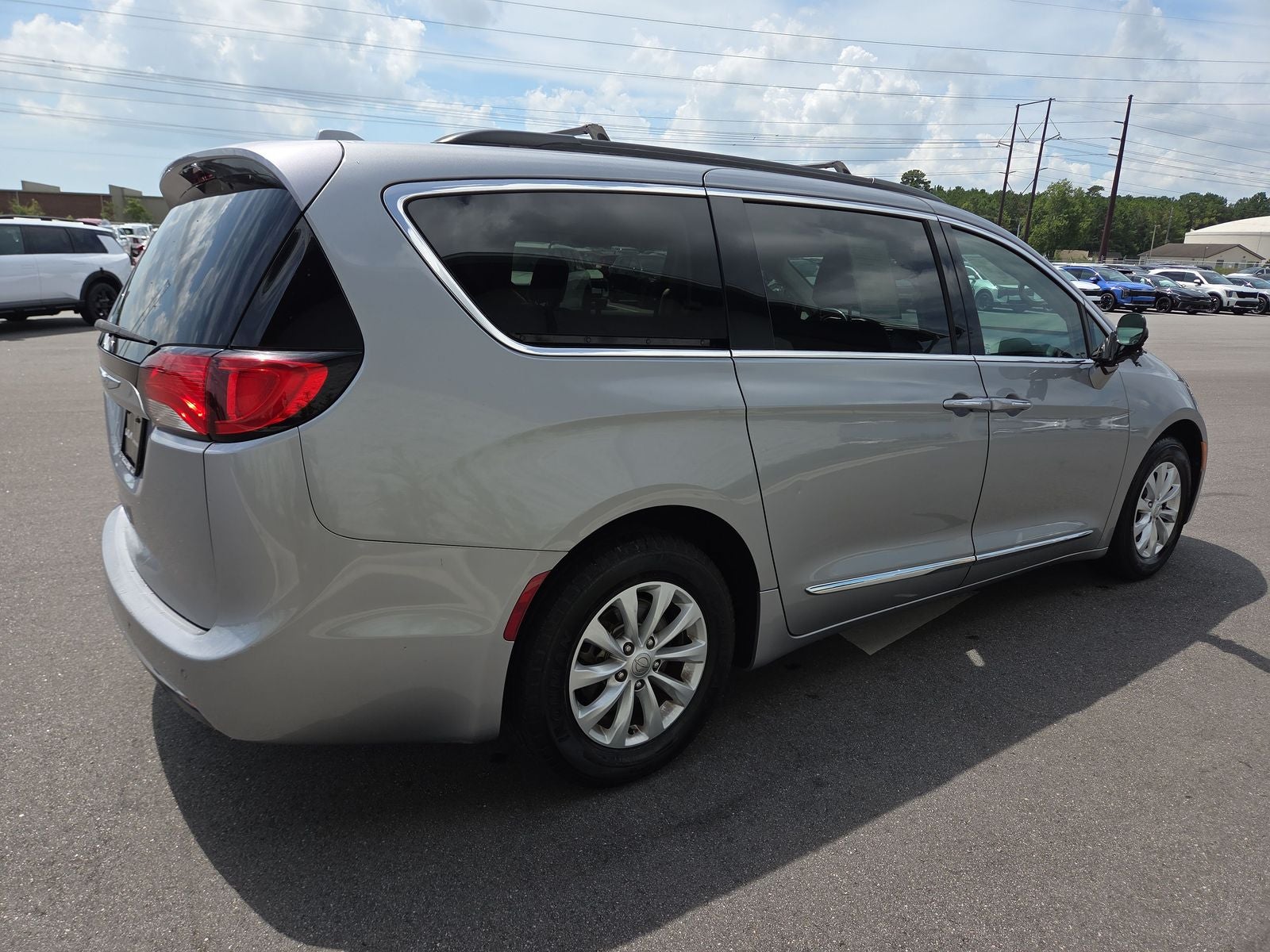 2017 Chrysler Pacifica Touring L