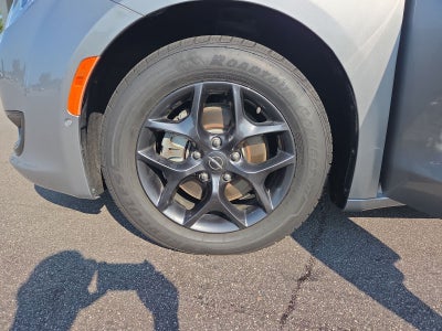 2019 Chrysler Pacifica Touring L Plus