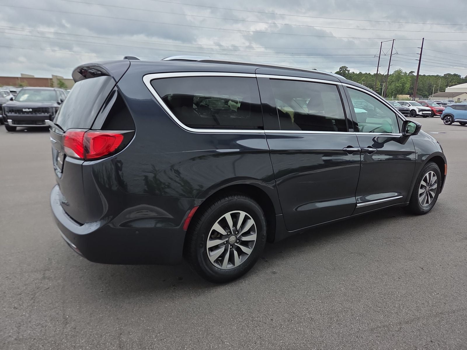 2020 Chrysler Pacifica Touring L Plus