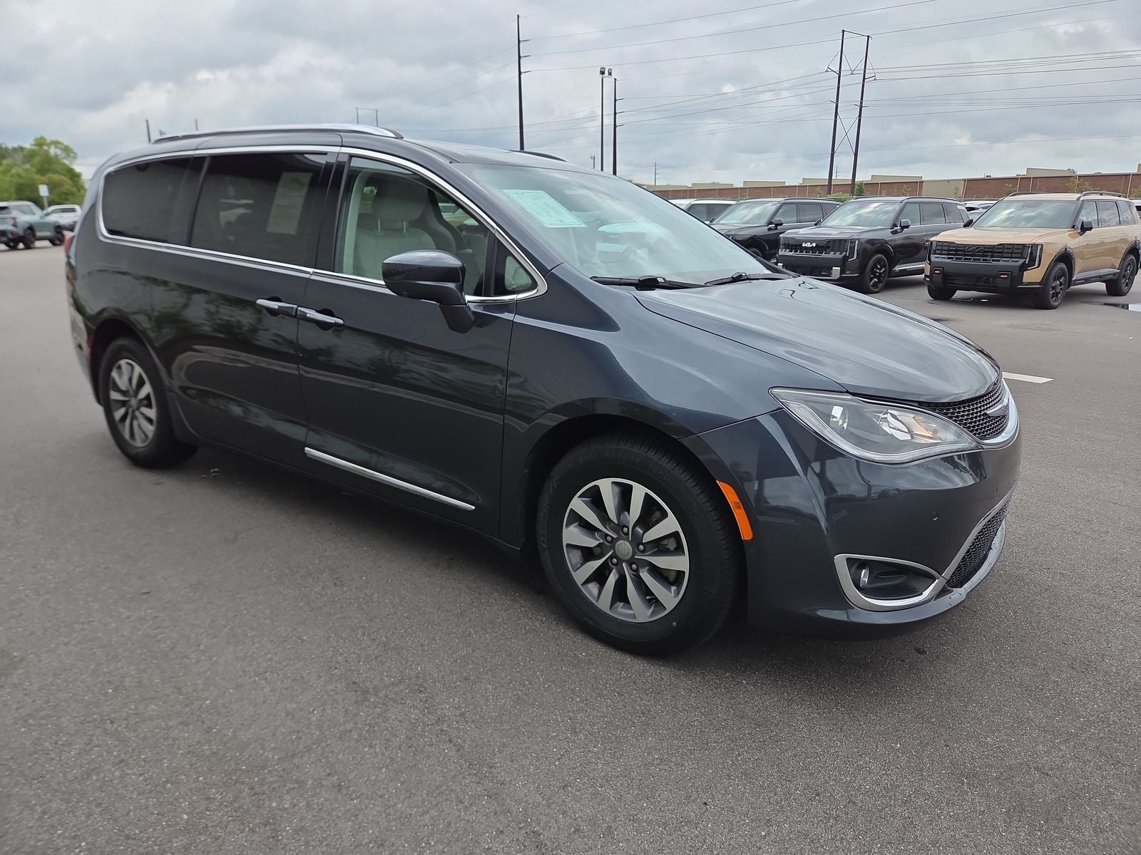 2020 Chrysler Pacifica Touring L Plus
