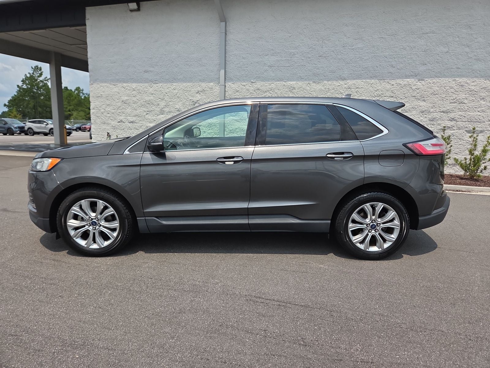 2020 Ford Edge Titanium