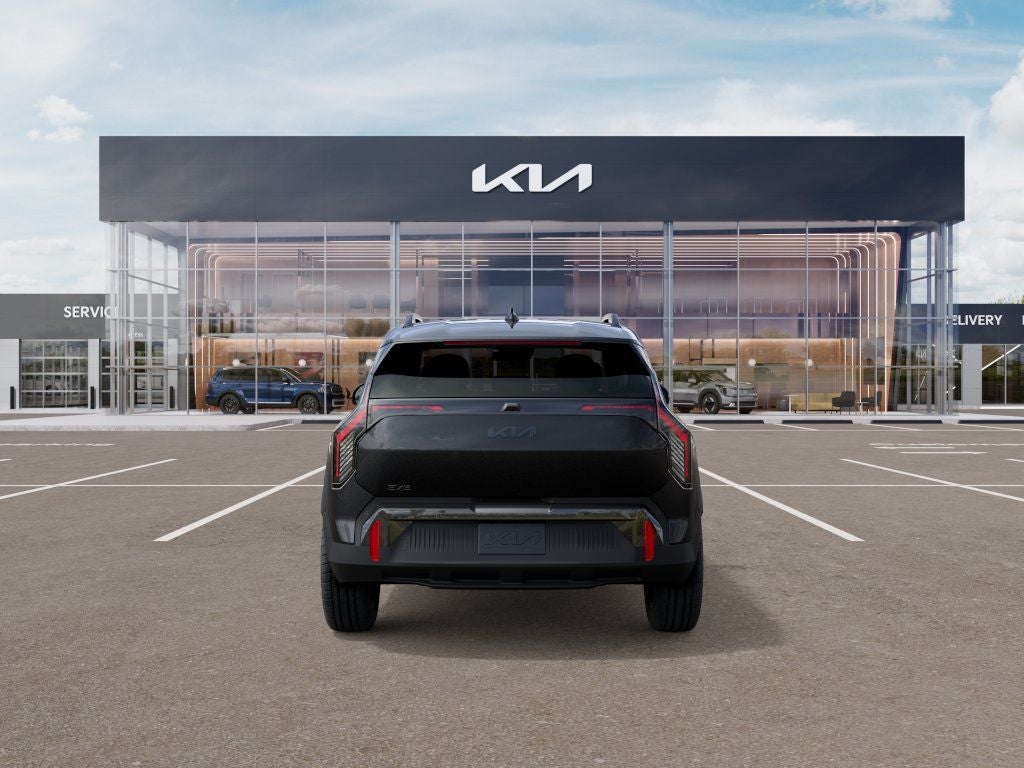 2027 Kia EV3 Land FWD