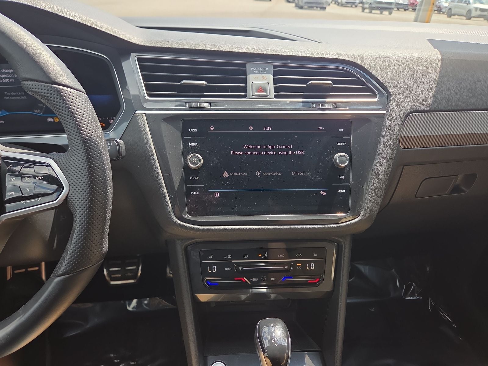 2022 Volkswagen Tiguan 2.0T SE R-Line Black