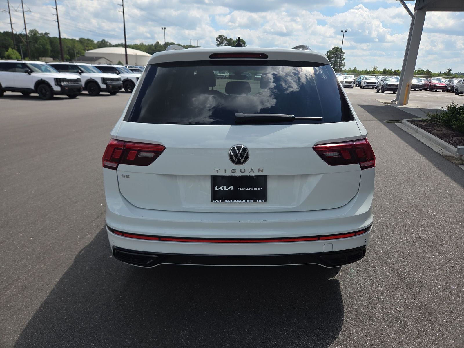 2022 Volkswagen Tiguan 2.0T SE R-Line Black