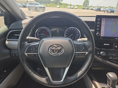 2021 Toyota Camry Hybrid XLE