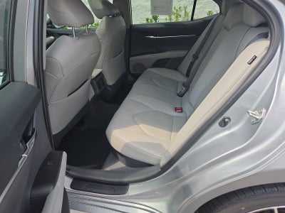 2021 Toyota Camry Hybrid XLE