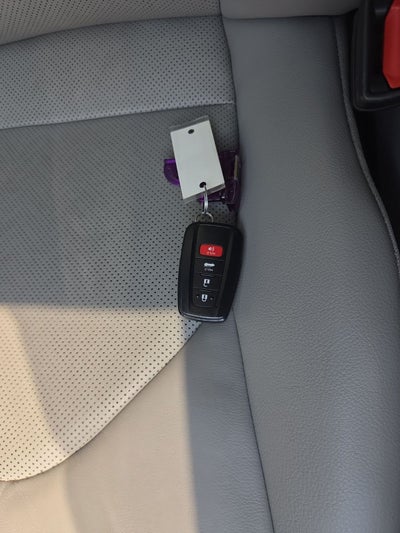 2021 Toyota Camry Hybrid XLE