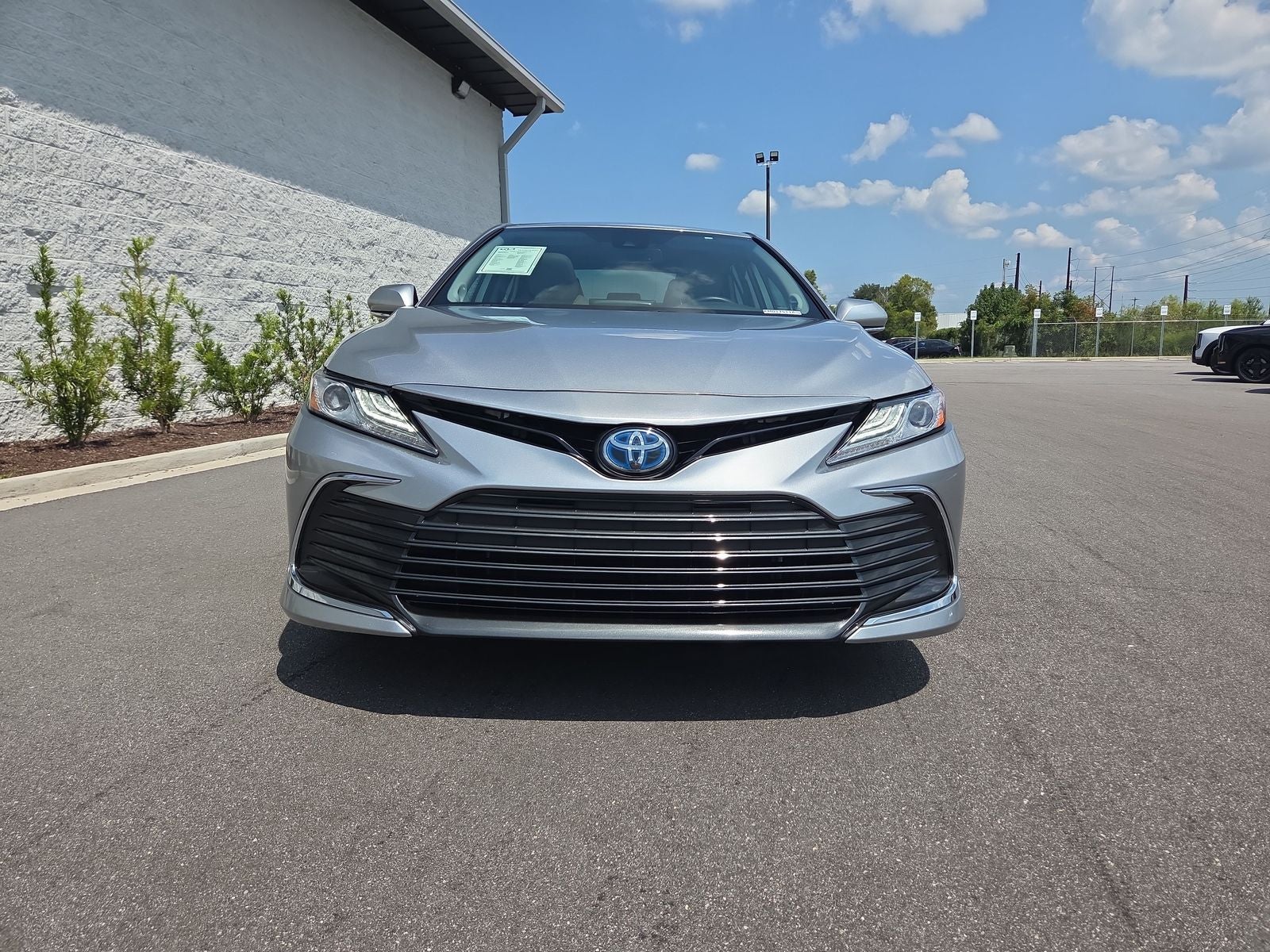 2021 Toyota Camry Hybrid XLE