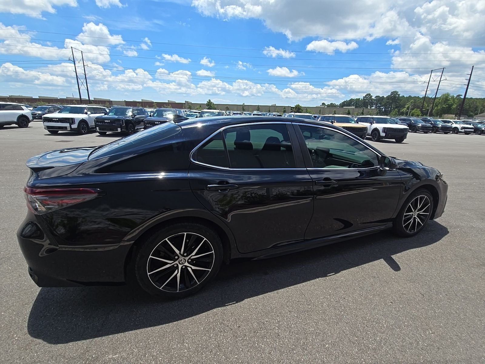 2022 Toyota Camry SE