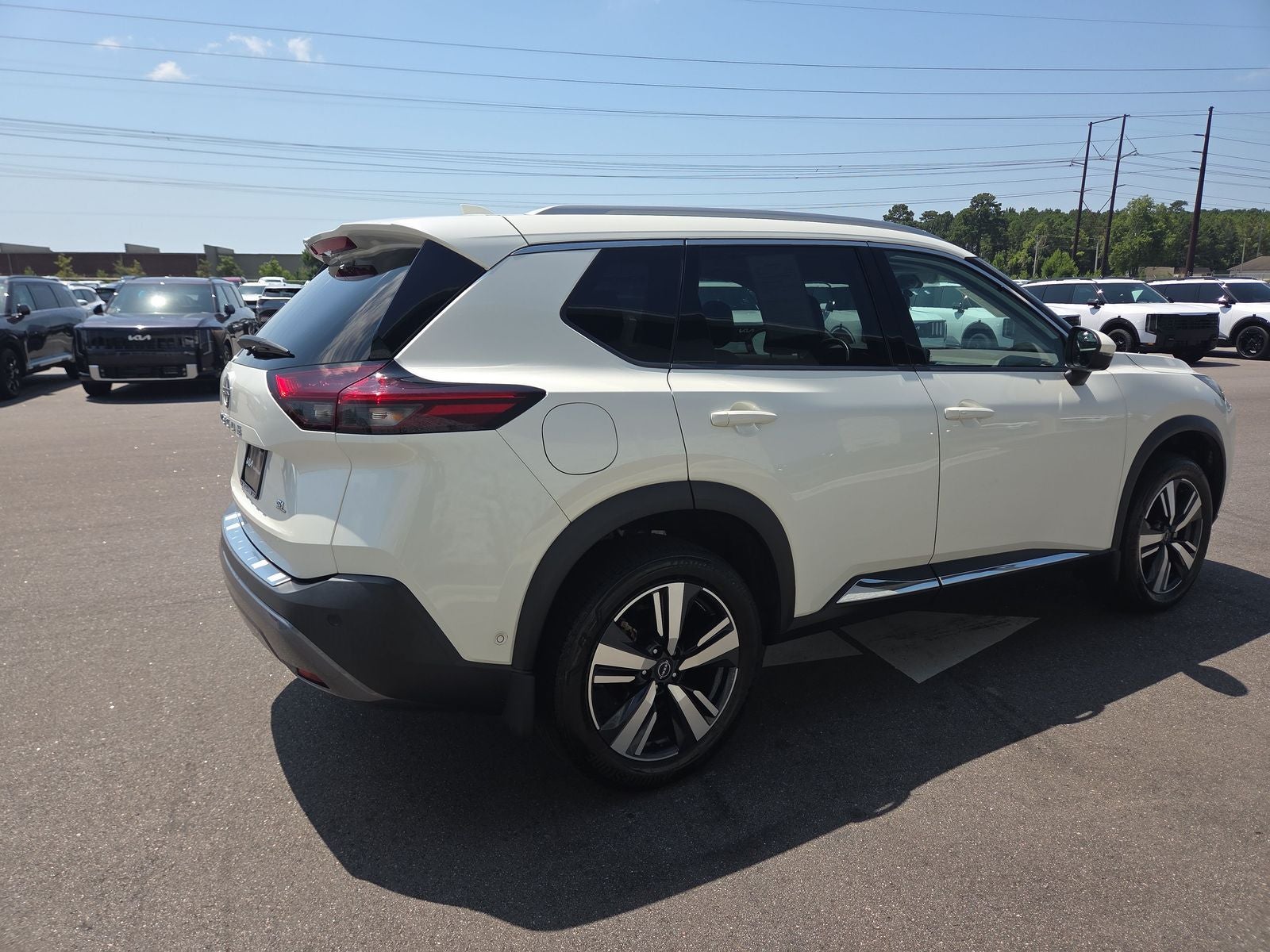 2023 Nissan Rogue SL