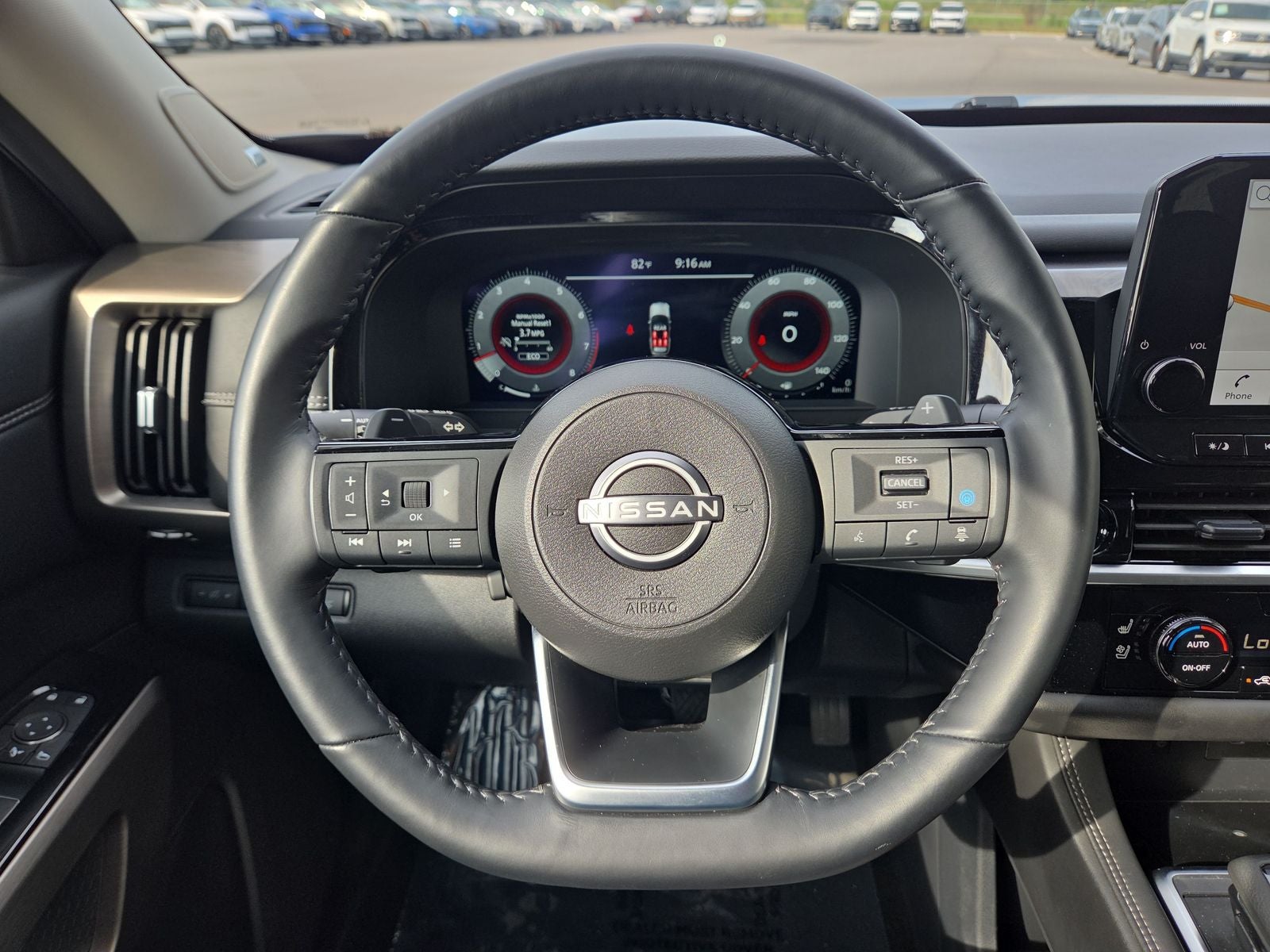2024 Nissan Pathfinder Platinum