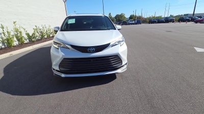 2022 Toyota Sienna Platinum 7 Passenger