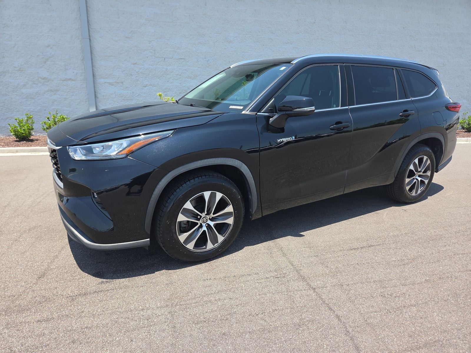 2020 Toyota Highlander Hybrid XLE
