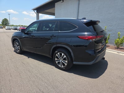 2020 Toyota Highlander Hybrid XLE
