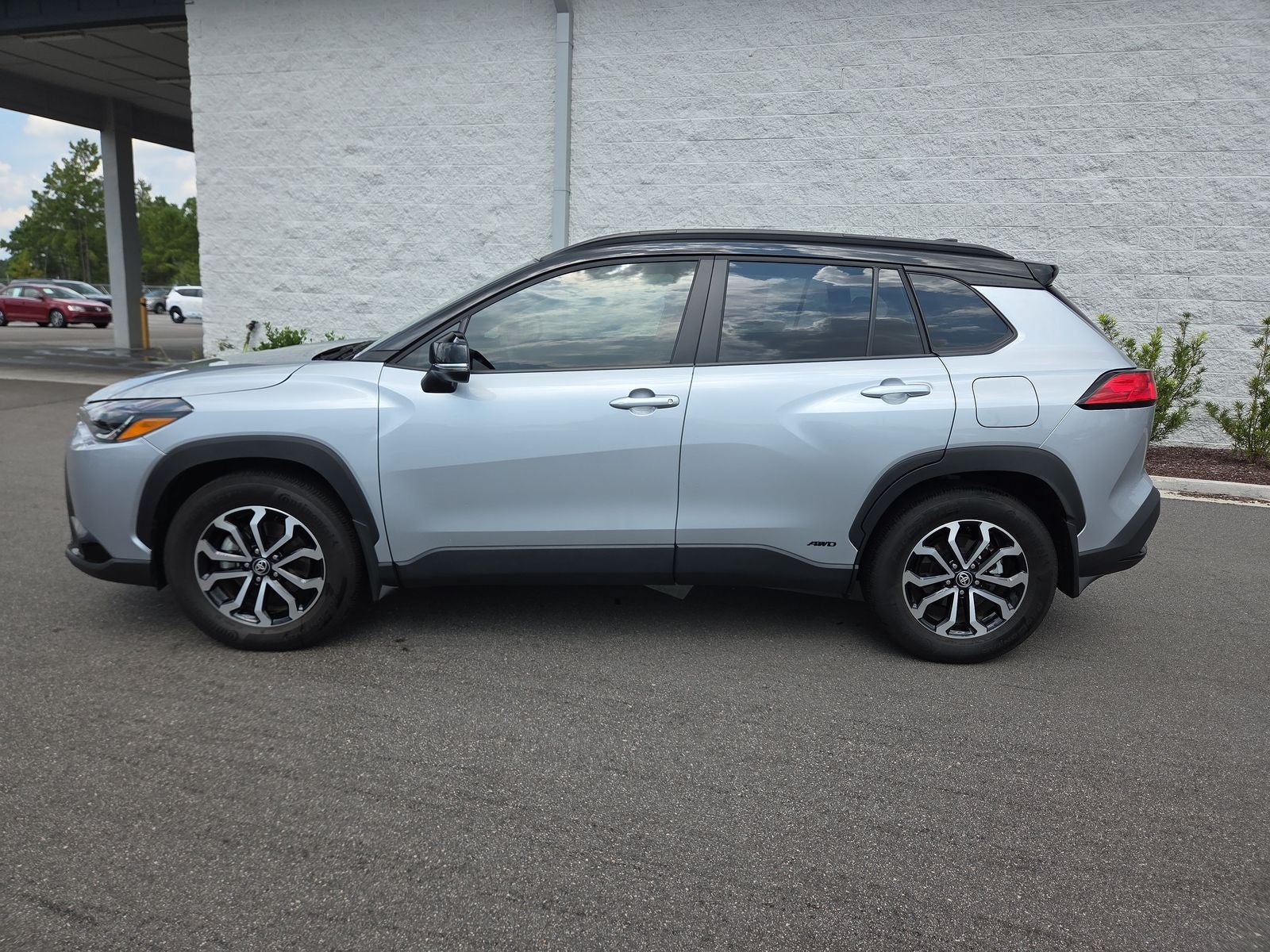 2024 Toyota Corolla Cross Hybrid SE