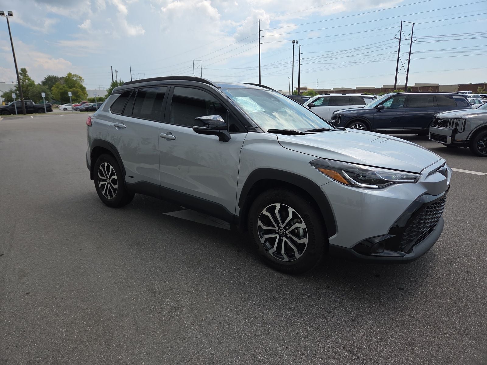 2024 Toyota Corolla Cross Hybrid SE