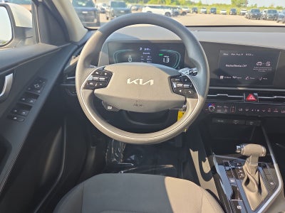2023 Kia Niro LX