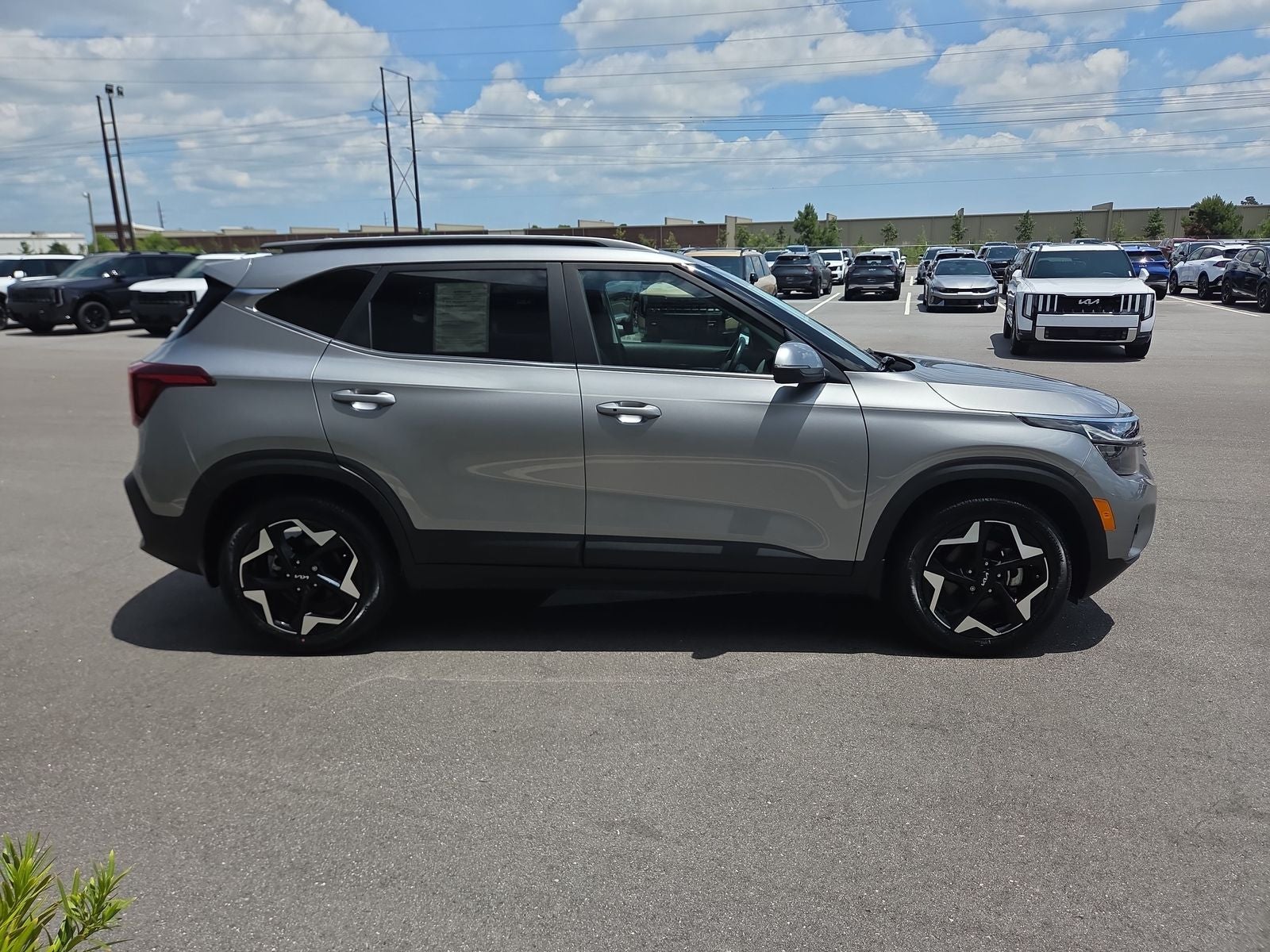 2024 Kia Seltos EX