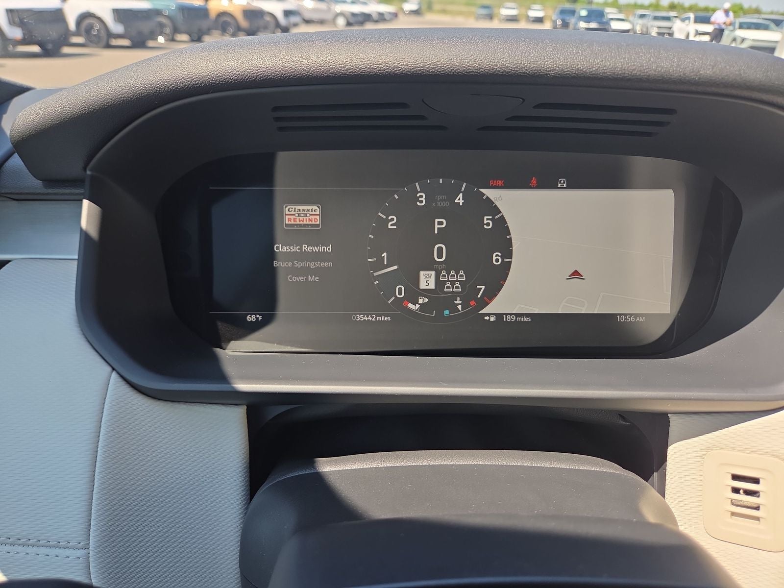 2023 Land Rover Discovery S R-Dynamic