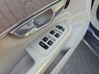 2023 Volvo XC90 B6 Core