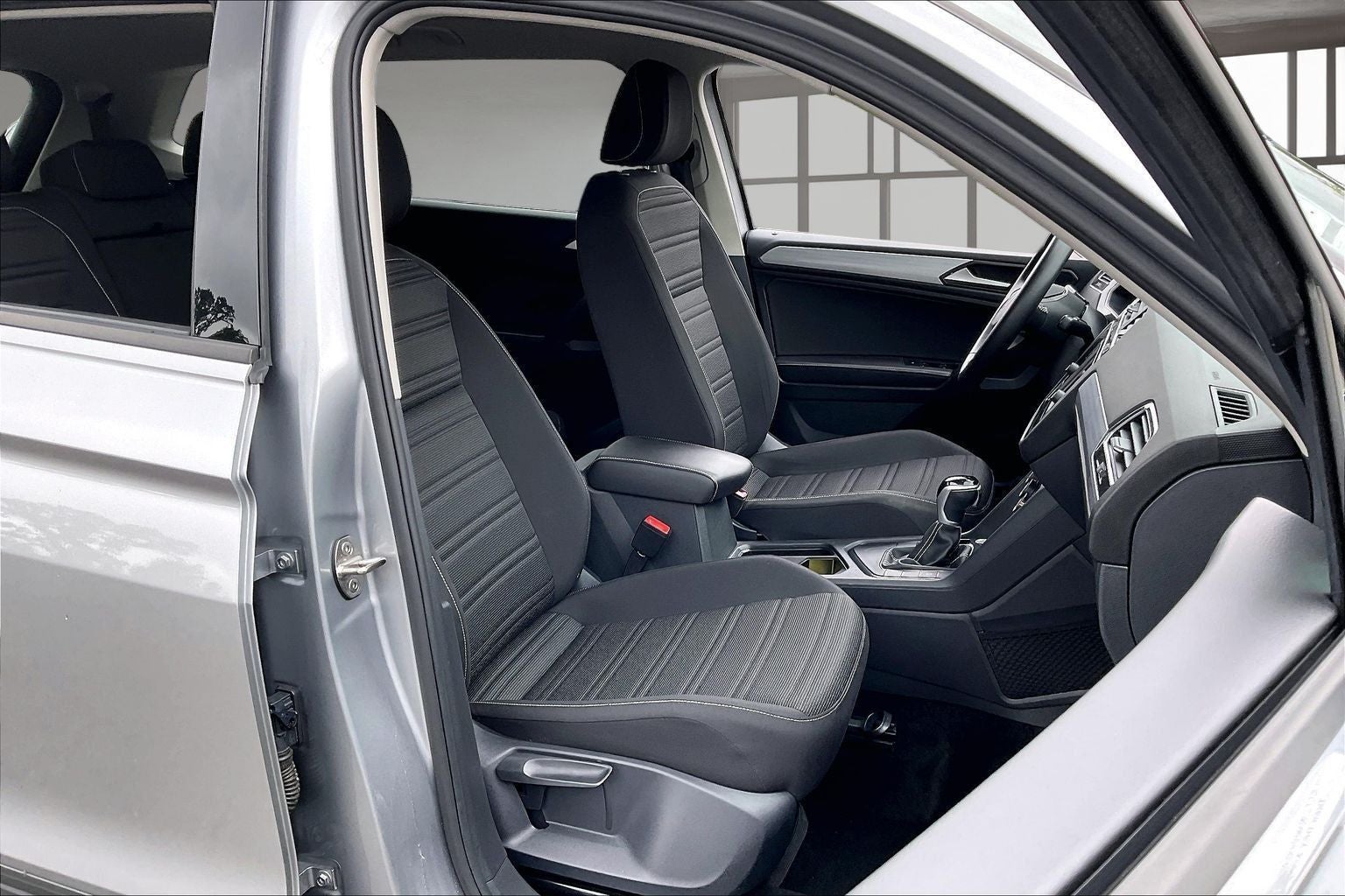 2024 Volkswagen Tiguan 2.0T S