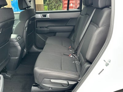 2027 Hyundai Santa Fe SE