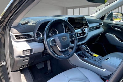 2024 Toyota Highlander XLE