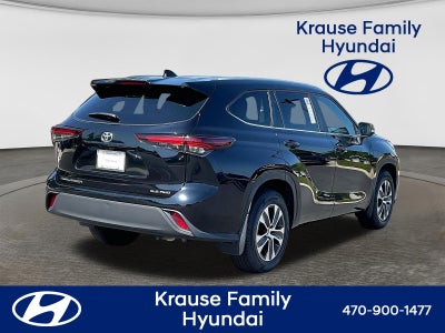 2024 Toyota Highlander XLE