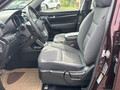 2013 Kia Sorento LX