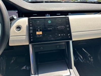 2024 Land Rover Discovery Sport S