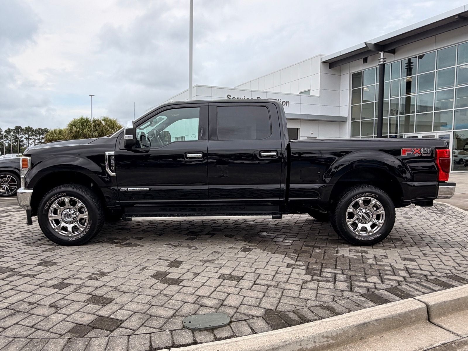 2022 Ford F-250SD Lariat