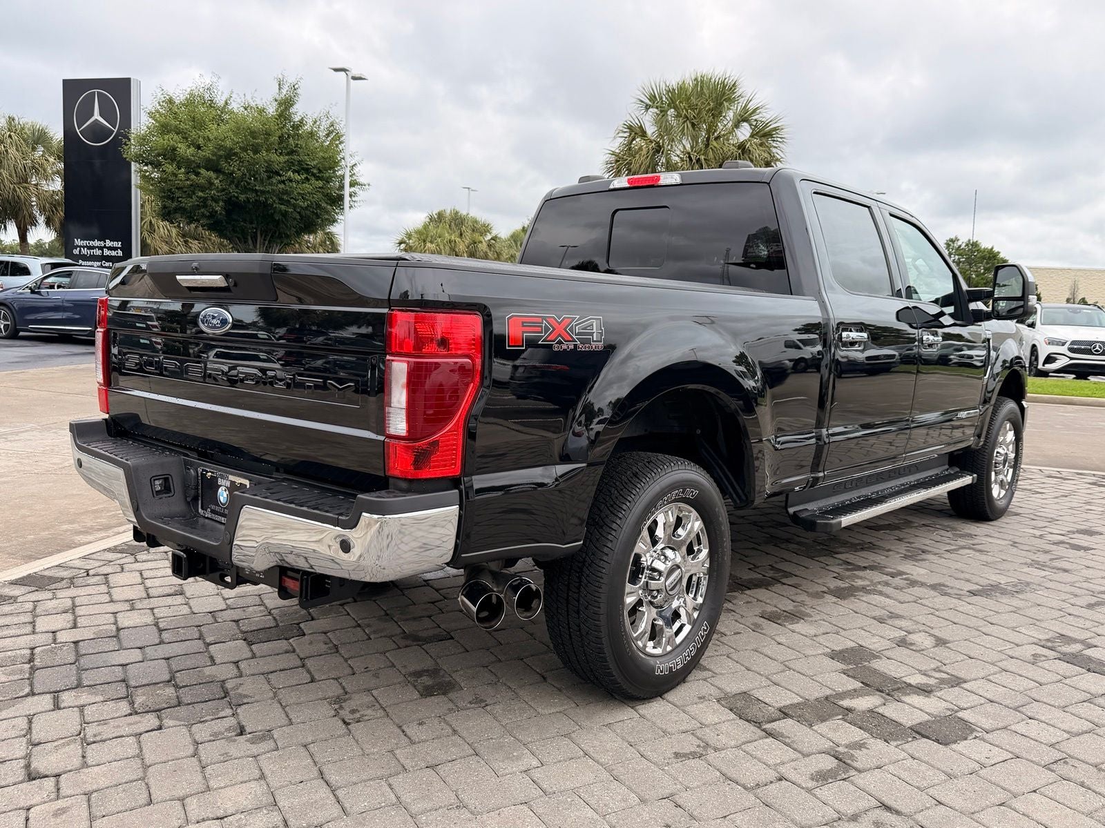 2022 Ford F-250SD Lariat