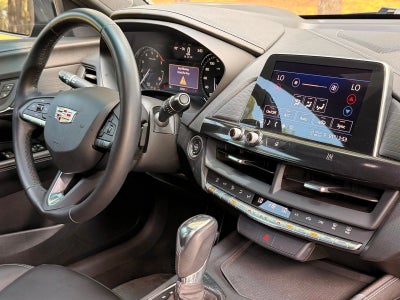 2021 Cadillac CT4 Luxury