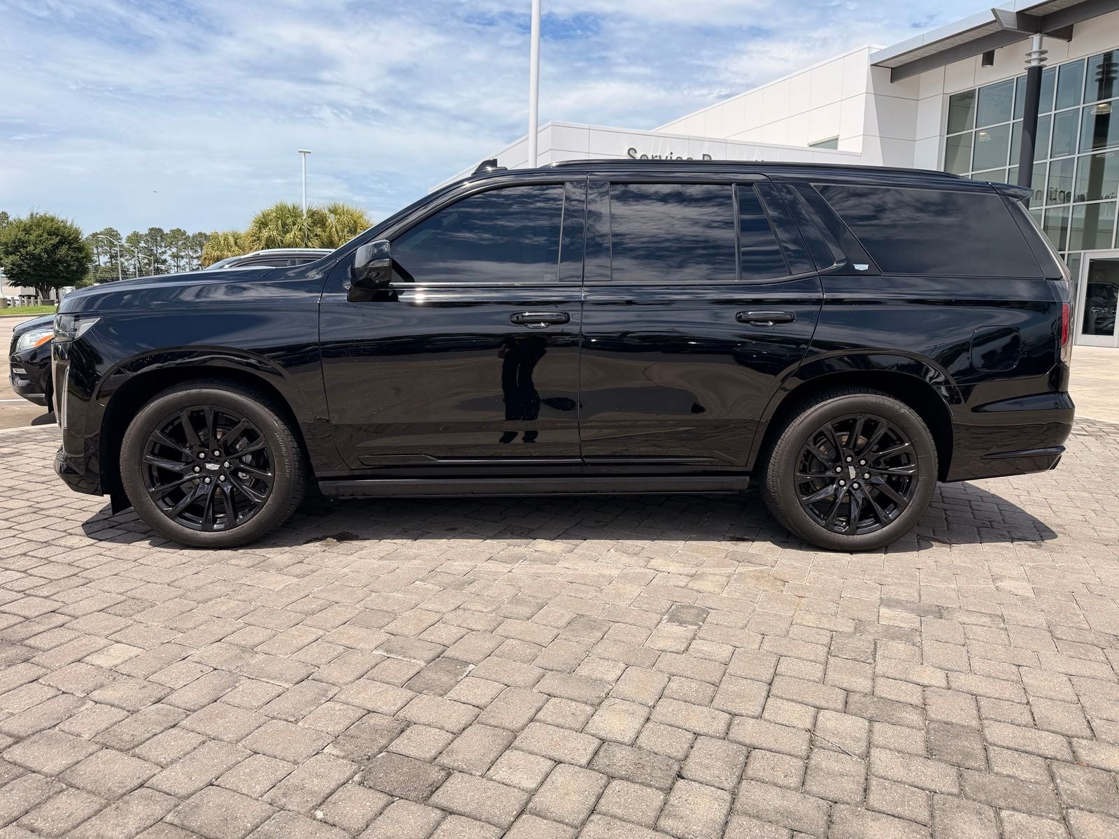 2023 Cadillac Escalade Sport
