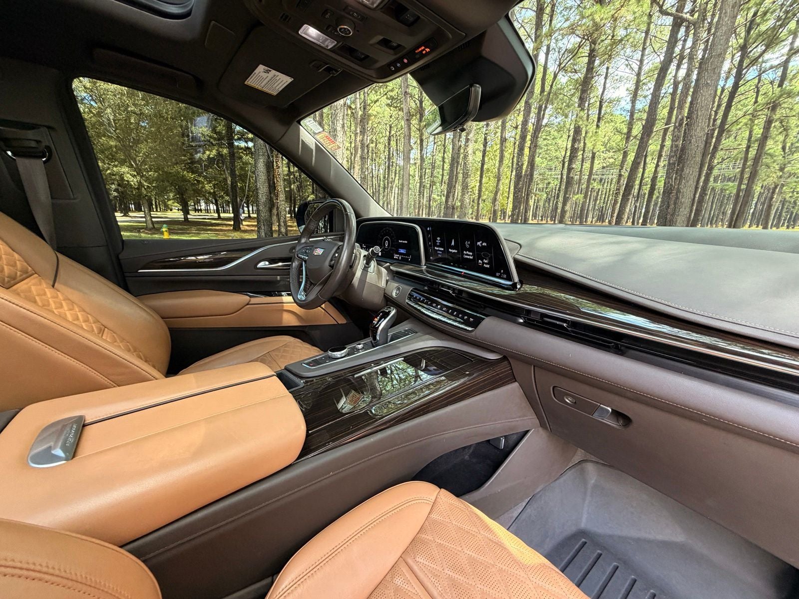 2023 Cadillac Escalade Sport
