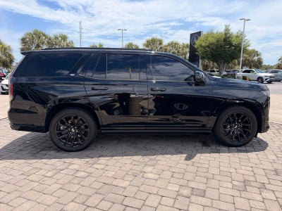 2023 Cadillac Escalade Sport