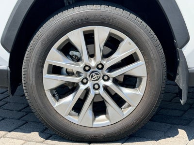 2024 Toyota RAV4 XLE Premium