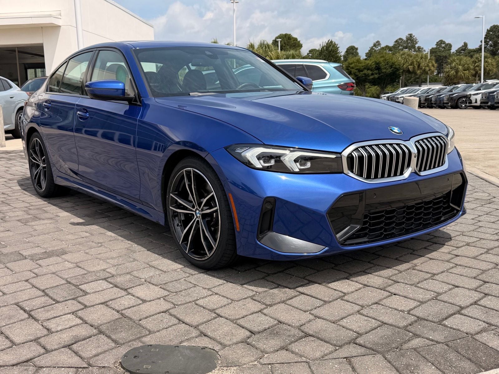2023 BMW 3 Series 330i