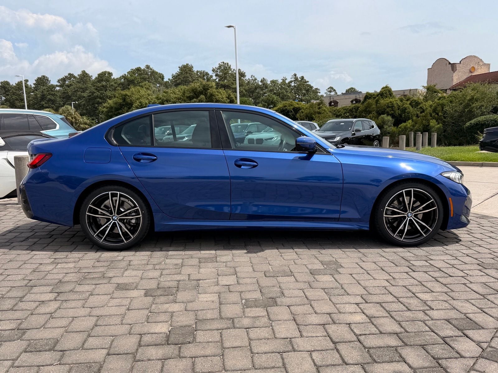 2023 BMW 3 Series 330i