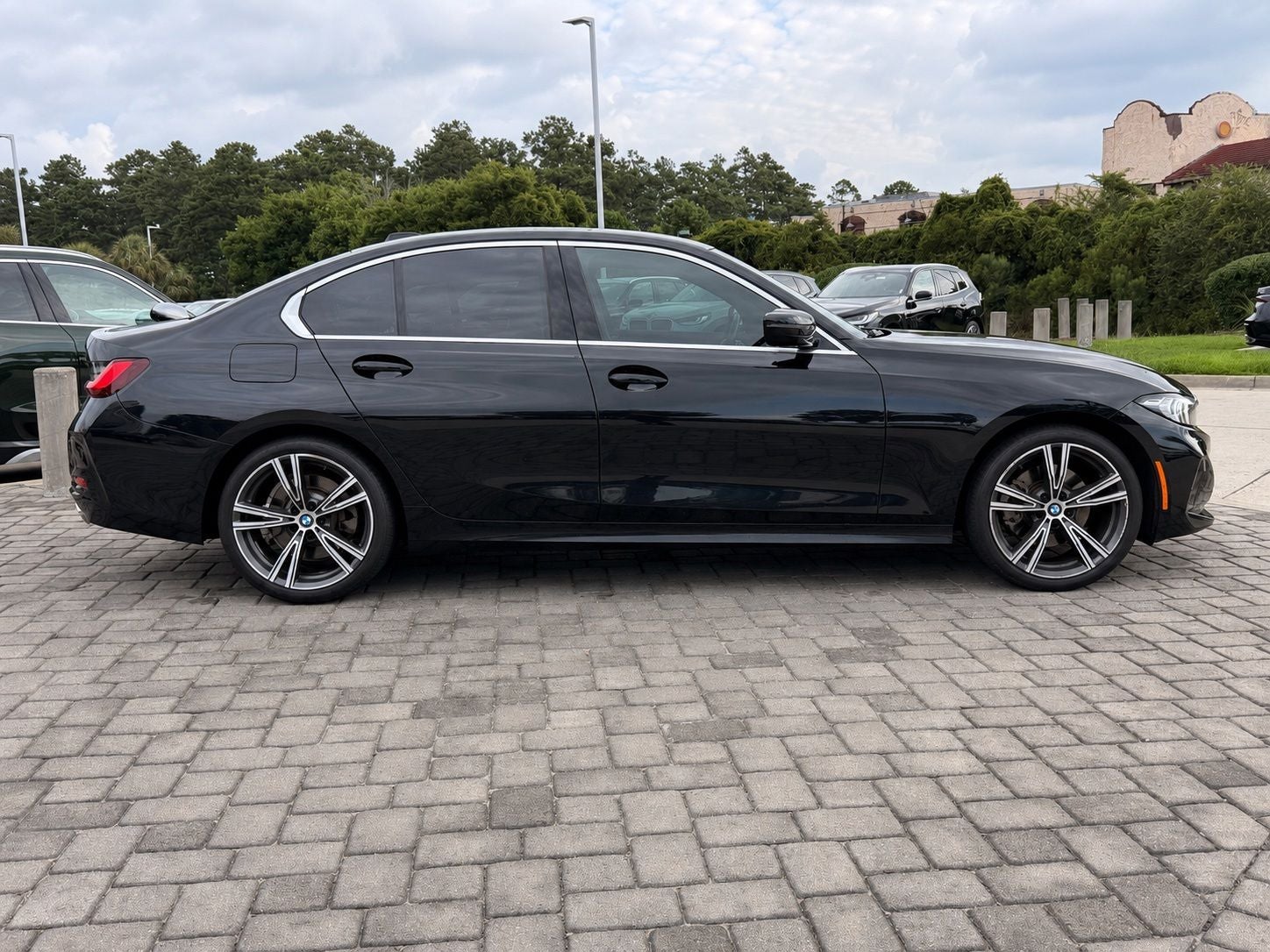 2024 BMW 3 Series 330i