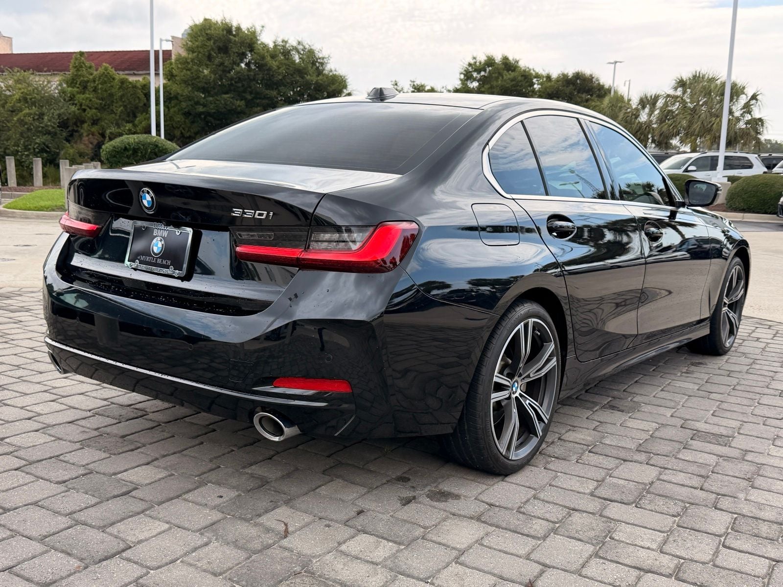 2024 BMW 3 Series 330i