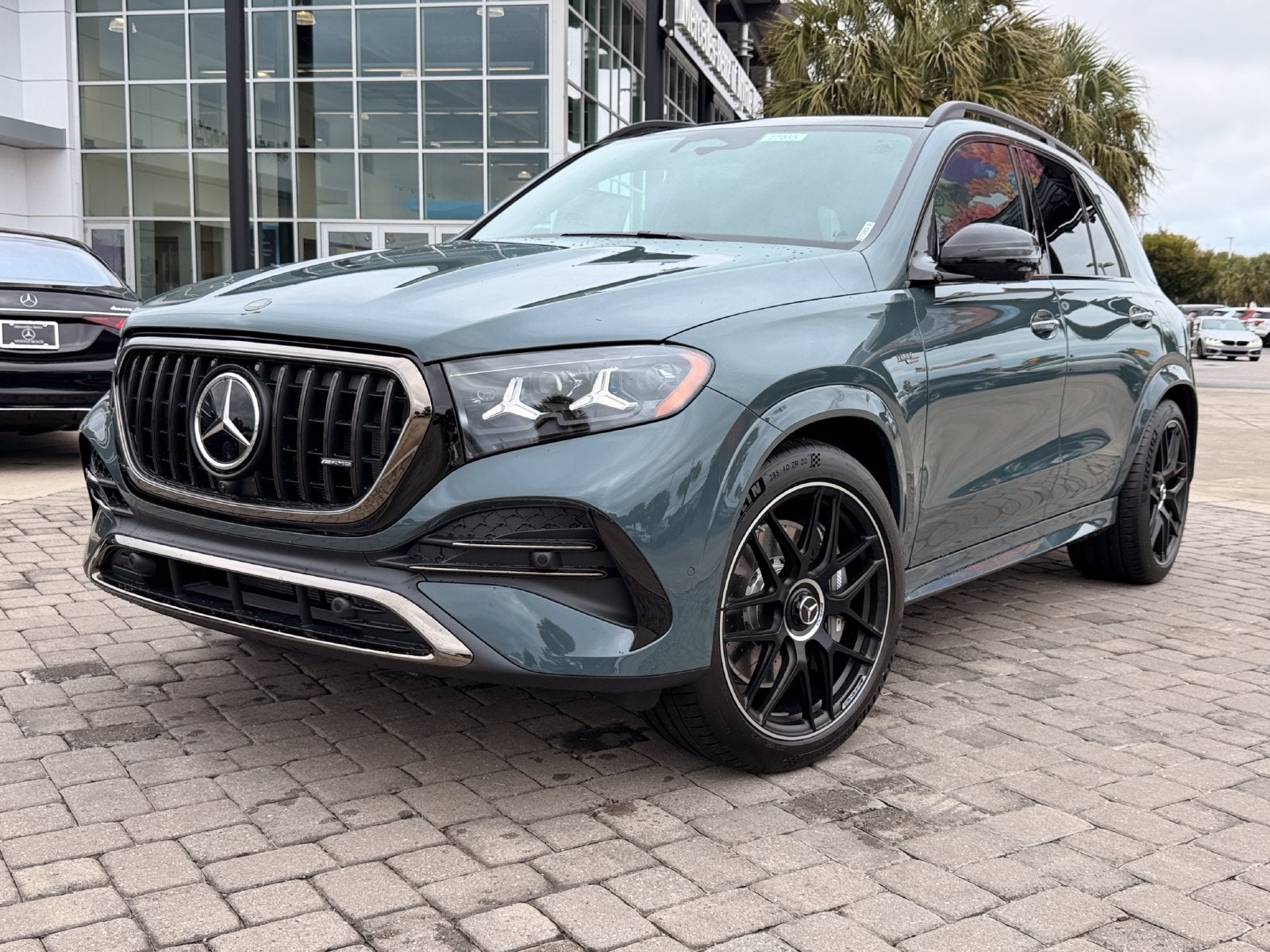 2027 Mercedes-Benz GLE 53 4MATIC®